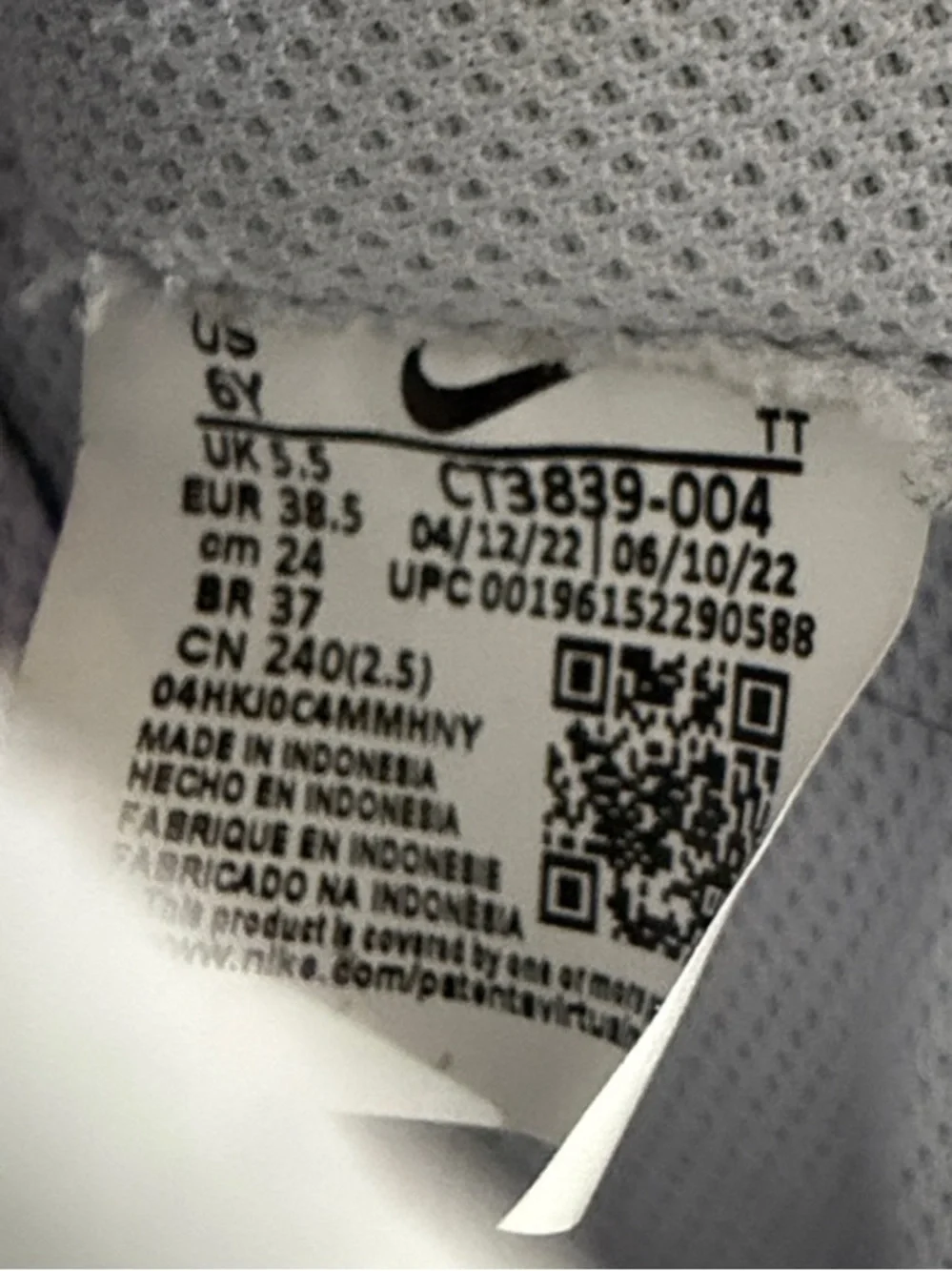 Nike Kids' Air Force 1 Low - Light Gray with silver Nike Logo